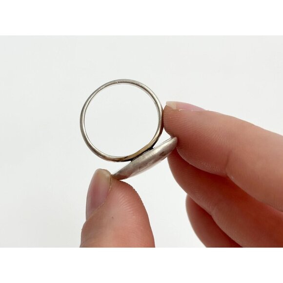 Mother of Pearl Rectangular Minimalist Sterling Silver Vintage Ring - sz 6.75 - Picture 10 of 10